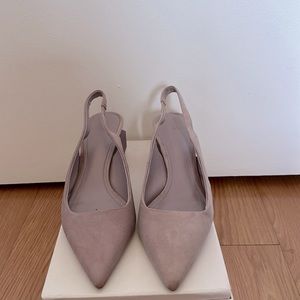 Mango Lavender geometric heel